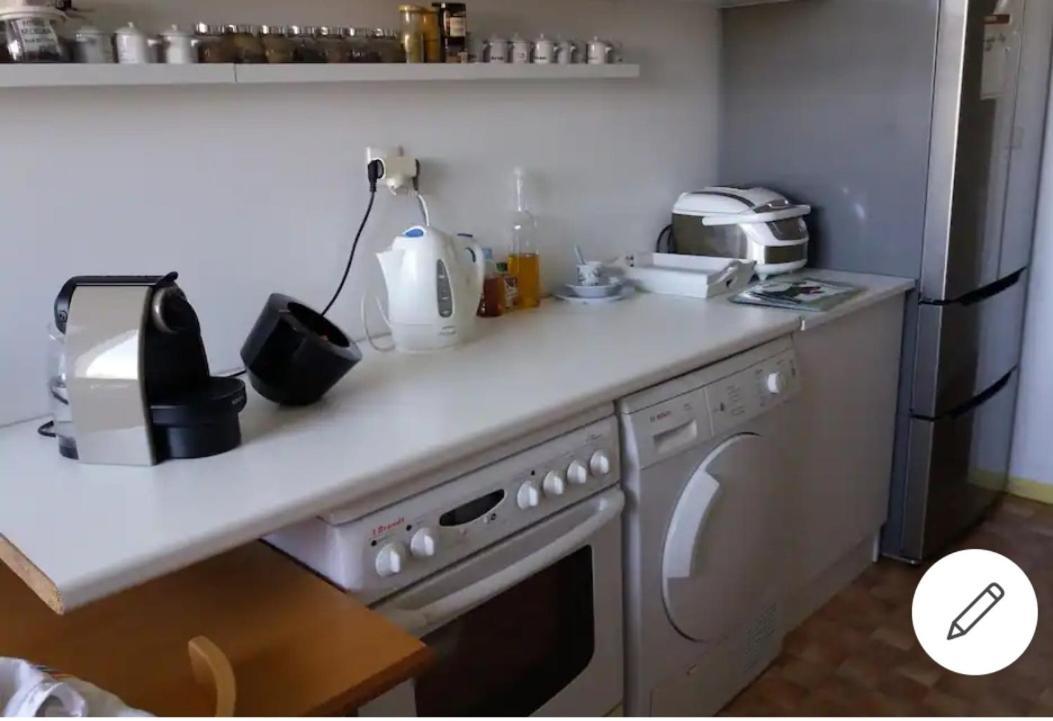 Chambre Chez L'Habitante Avec Salle De Bain Et Cuisine Communes - Presence D'Un Chat Bordeaux Exterior photo